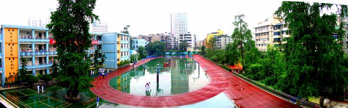 成都石室聯(lián)合中學(xué)地理位置在哪兒？