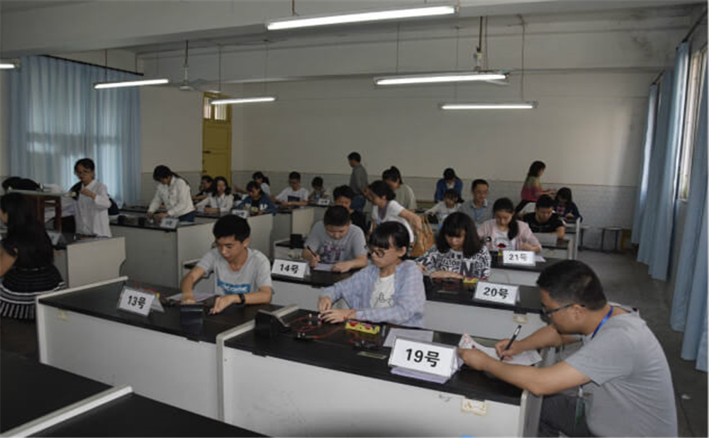 內(nèi)江第三中學(xué)學(xué)校環(huán)境怎么樣？