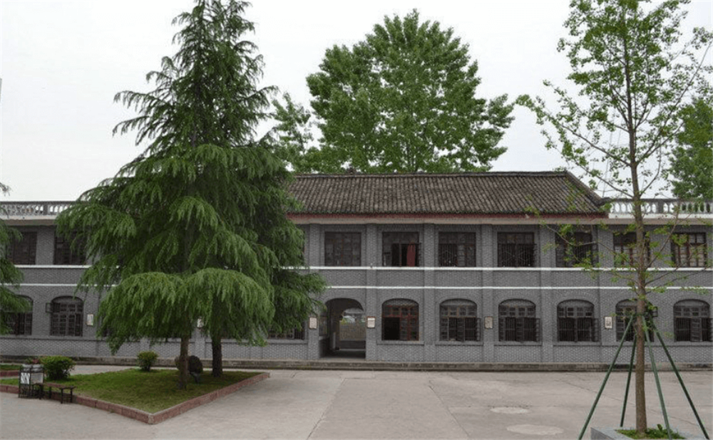 閬中市柏埡中學(xué)2020年招生簡章在哪兒看？