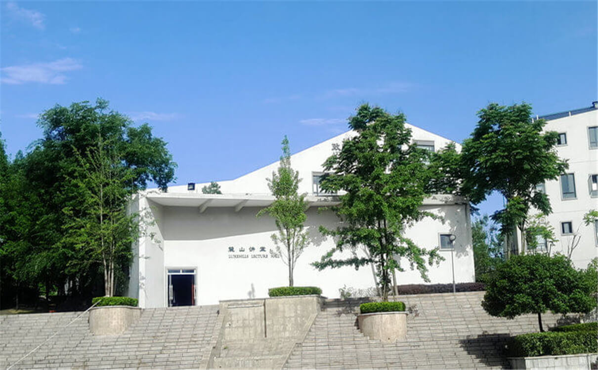 成都實(shí)驗(yàn)外國(guó)語(yǔ)學(xué)校（西區(qū)）2020年招生錄取分?jǐn)?shù)線多少分？