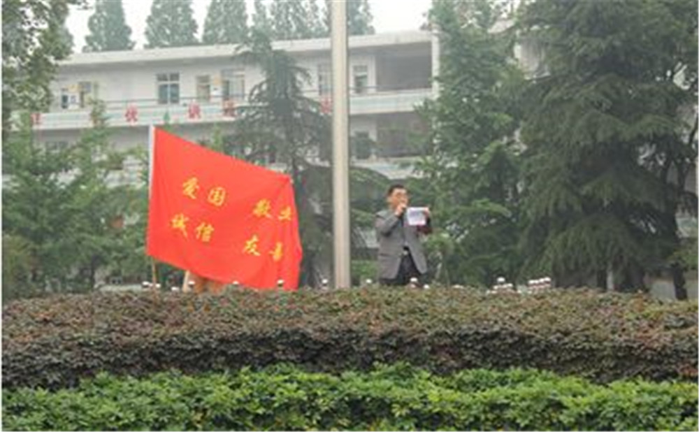 郫縣二中近三年錄取分數(shù)線是多少？