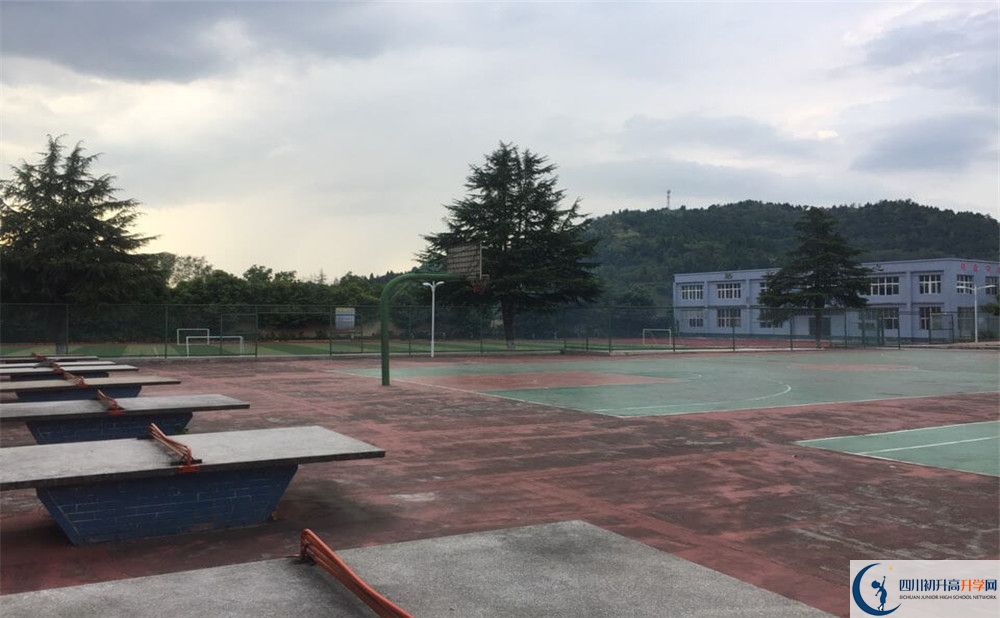 蘆溪中學(xué)今年的錄取條件是否有變化？
