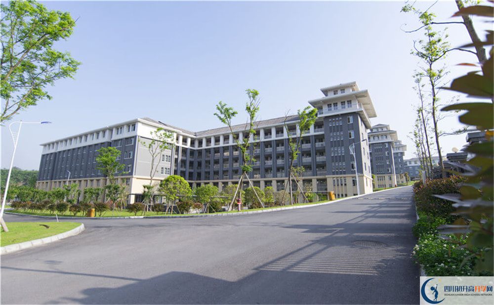 2020恩陽中學(xué)錄取線是否有調(diào)整？