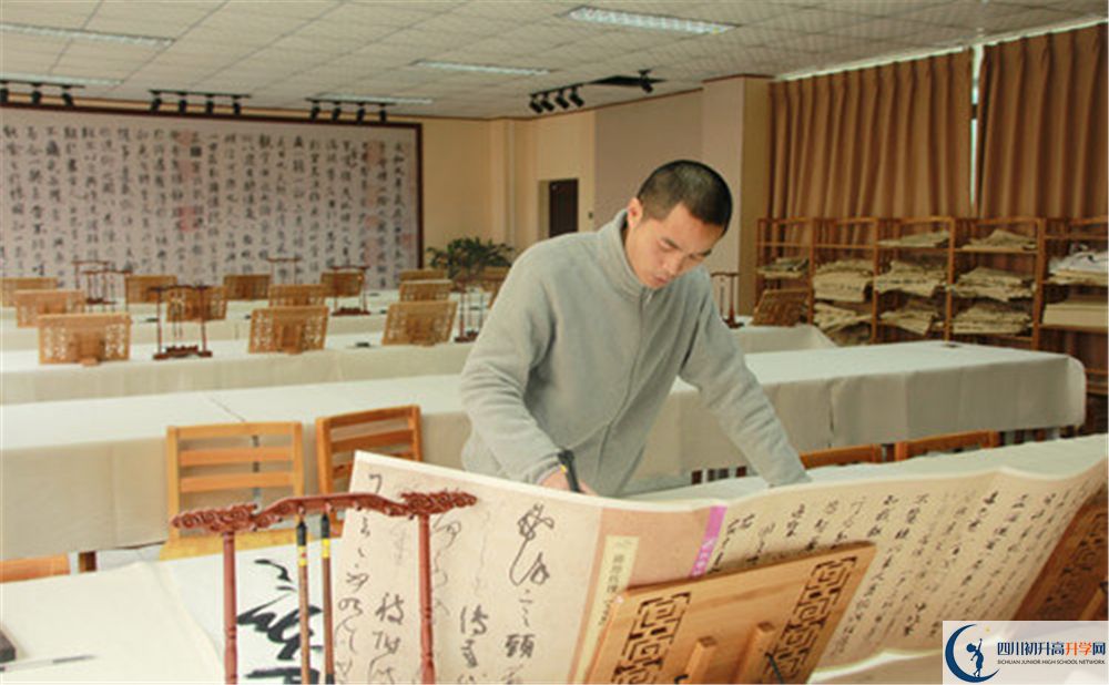 武侯中學(xué)2020年美術(shù)班的報考條件是什么？
